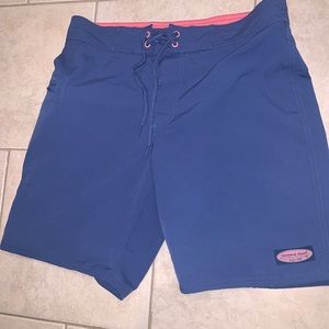 Vineyard Vines Board Shorts SZ 30